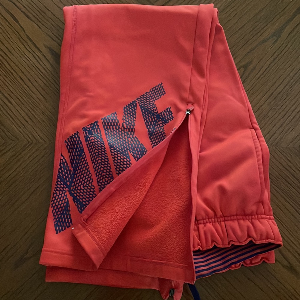 Nike Therma Fit Sportswear